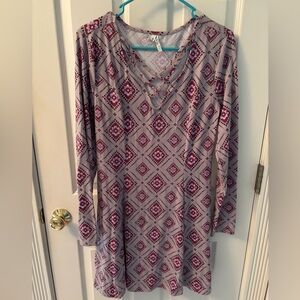 Mudd Pink and Gray Diamond Pattern Tunic